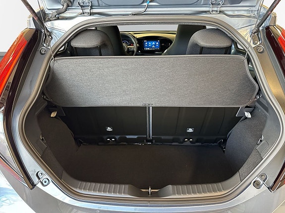 Toyota Aygo X 10 of 13