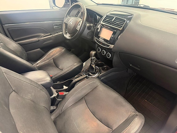 Mitsubishi ASX 8 of 11