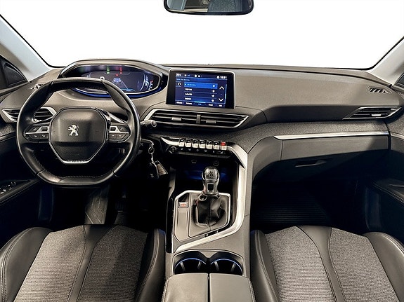 Peugeot 3008 8 of 15