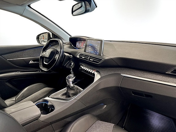 Peugeot 3008 11 of 15