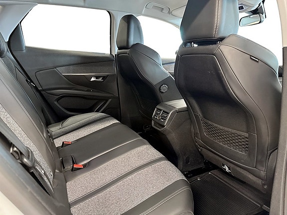 Peugeot 3008 12 of 15