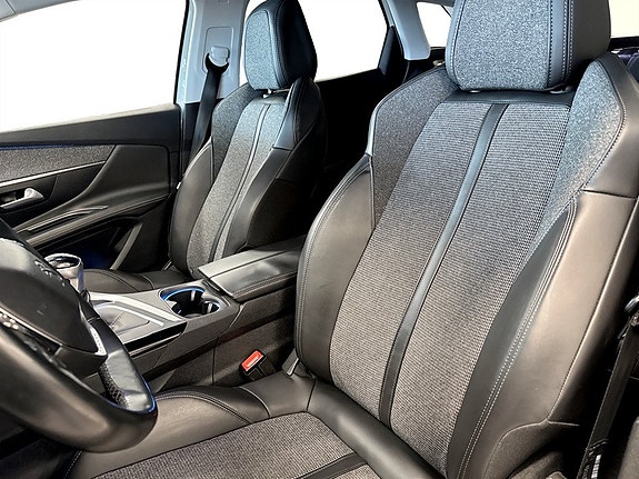 Peugeot 3008 5 of 15