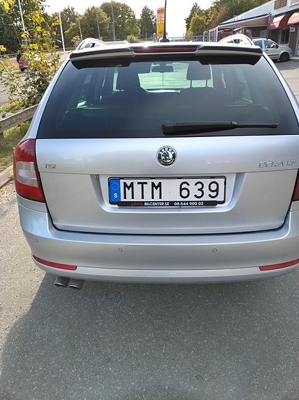 Skoda Octavia 3 of 8