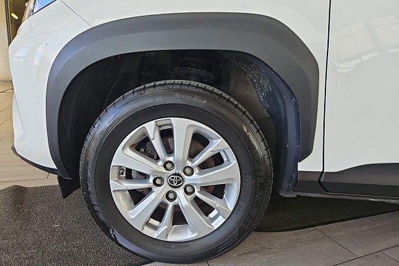 Toyota Yaris Cross 11 of 17