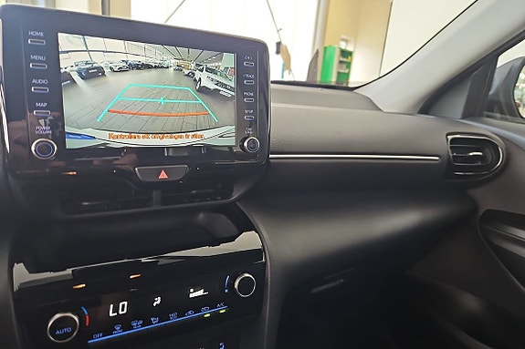 Toyota Yaris Cross 16 of 17