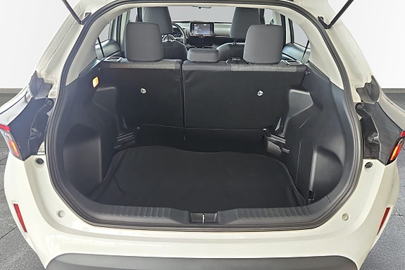 Toyota Yaris Cross 10 of 17