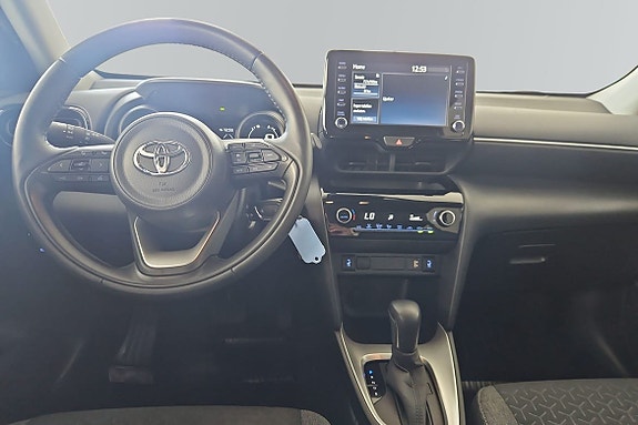 Toyota Yaris Cross 8 of 17
