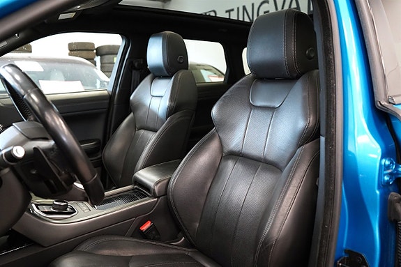 Land Rover Range Rover Evoque 16 of 25