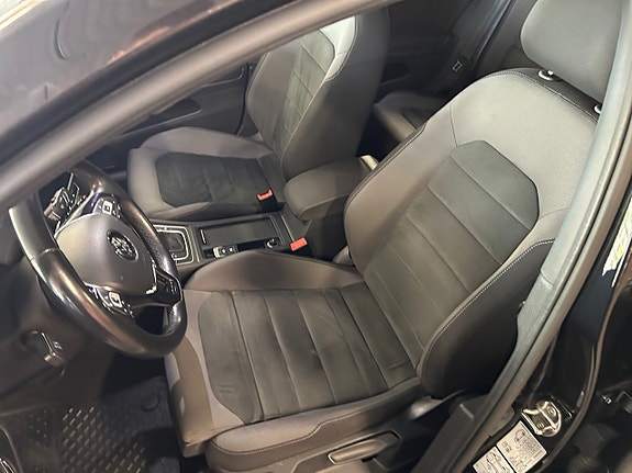 Volkswagen Golf Alltrack 9 of 24