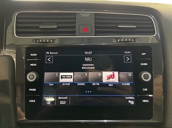 Volkswagen Golf Alltrack 15 of 24