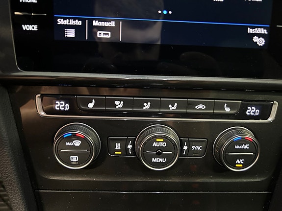 Volkswagen Golf Alltrack 18 of 24