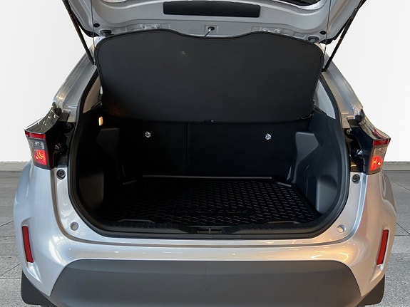 Toyota Yaris Cross 10 of 11