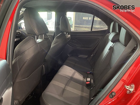 Toyota Yaris Cross 8 of 26