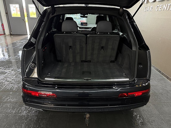 Audi Q7 19 of 27
