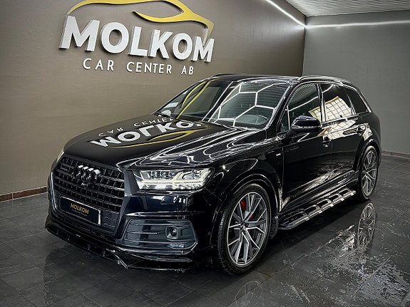 Audi Q7 4 of 27