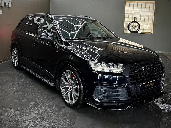 Audi Q7 3 of 27