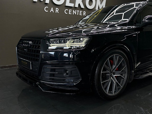 Audi Q7 7 of 27
