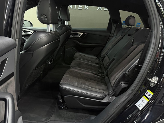 Audi Q7 16 of 27