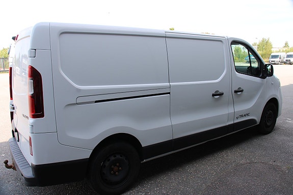 Renault Trafic 8 of 18