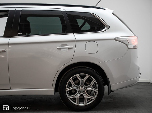 Mitsubishi Outlander 8 of 30