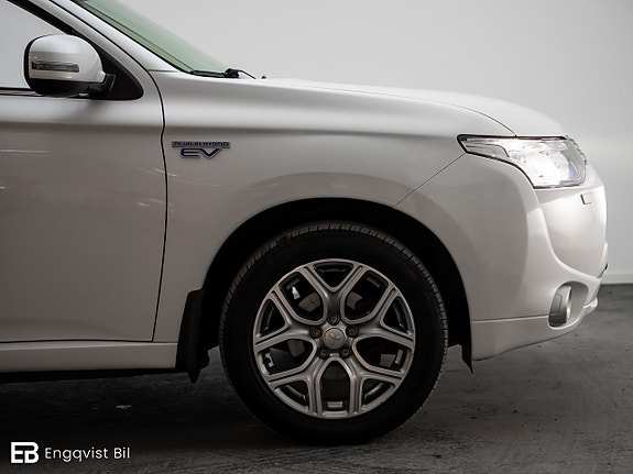 Mitsubishi Outlander 16 of 30