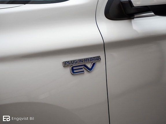 Mitsubishi Outlander 4 of 30