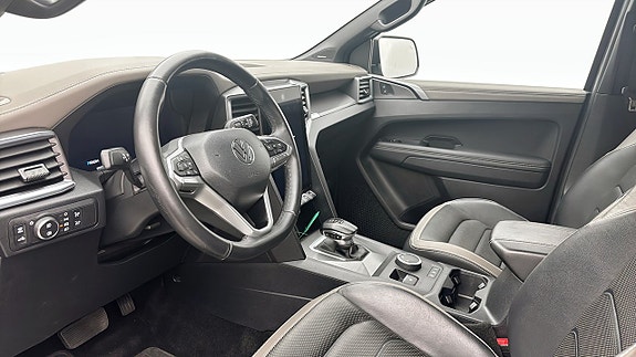 Volkswagen Amarok 7 of 12
