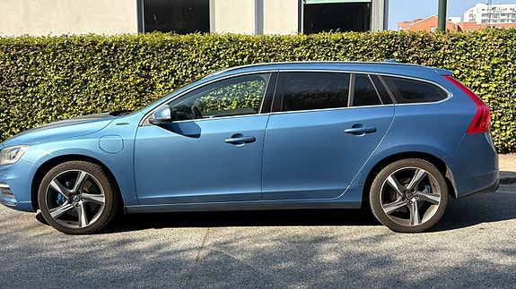 Volvo V60 9 of 16