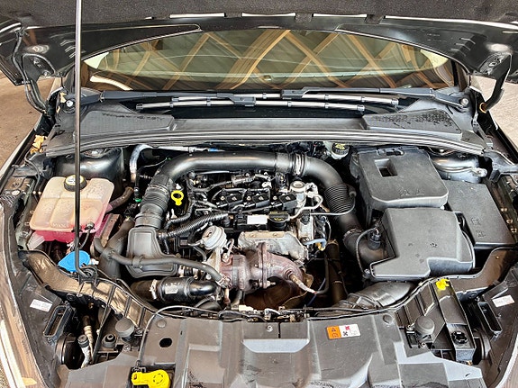 Ford Focus 4 of 12