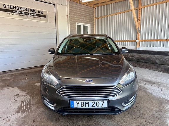 Ford Focus 3 of 12