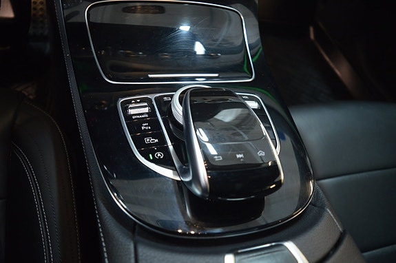 Mercedes-Benz E220 d 15 of 23