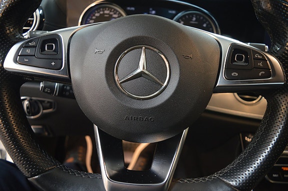 Mercedes-Benz E220 d 17 of 23