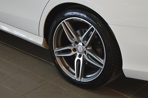 Mercedes-Benz E220 d 7 of 23