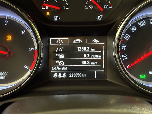 Opel Astra 14 of 17