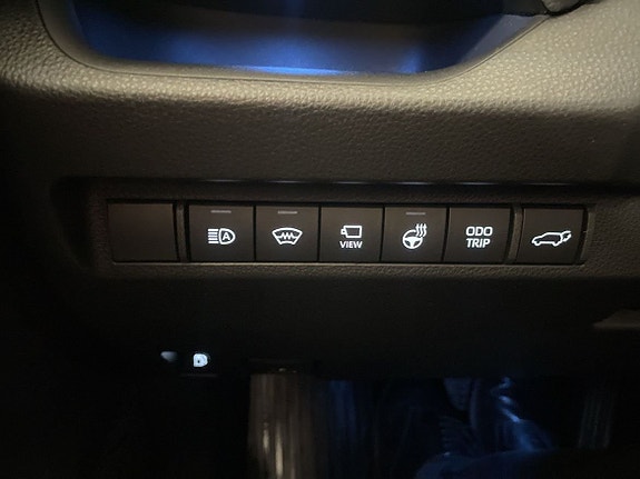 Toyota RAV4 17 of 19