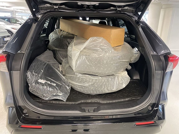 Toyota RAV4 19 of 19