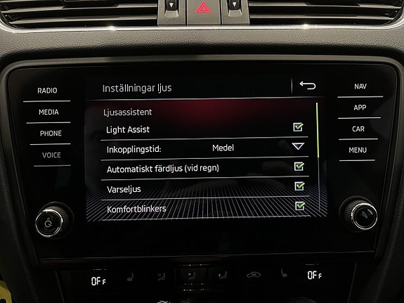 Skoda Octavia 17 of 21