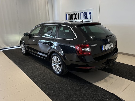 Skoda Octavia 3 of 21