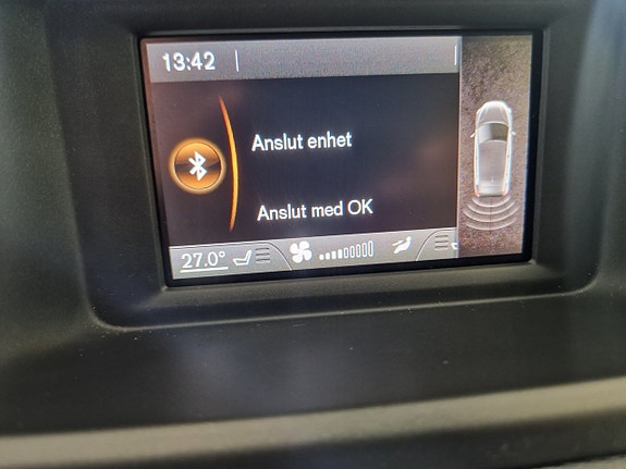 Volvo V40 9 of 24
