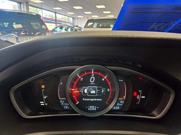 Volvo V40 20 of 25