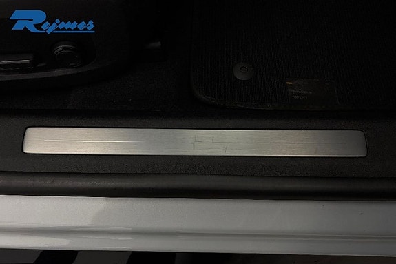 Polestar 4 17 of 24