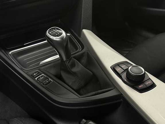 BMW 320d 13 of 20