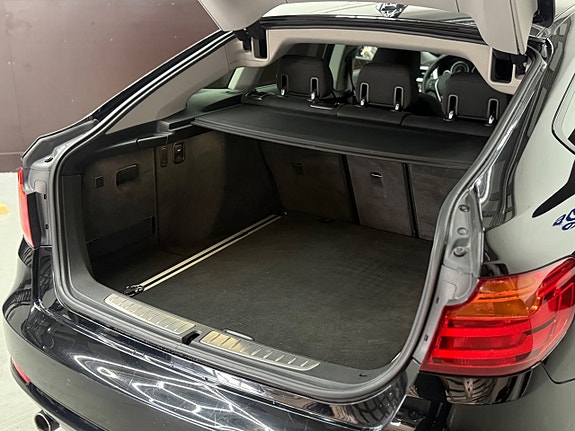BMW 320d 17 of 20