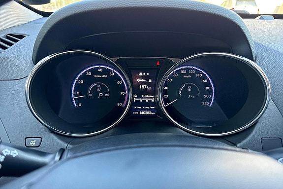 Hyundai ix35 14 of 26