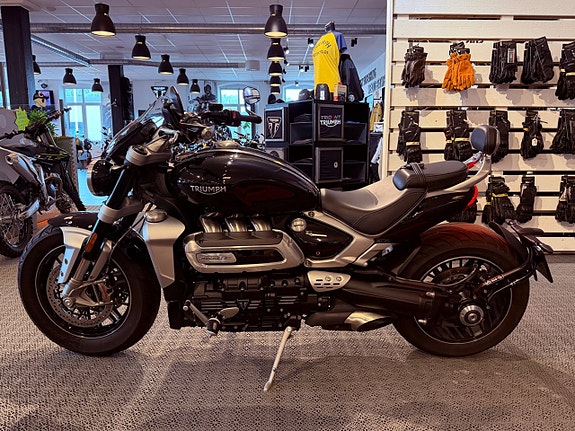 Triumph Rocket 3 GT 9 of 17