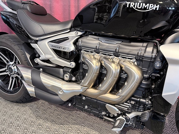 Triumph Rocket 3 GT 2 of 17
