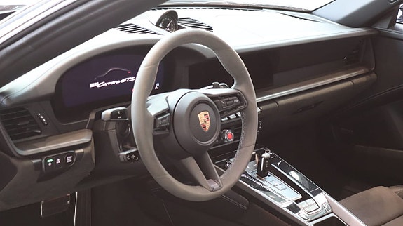 Porsche 911 8 of 10