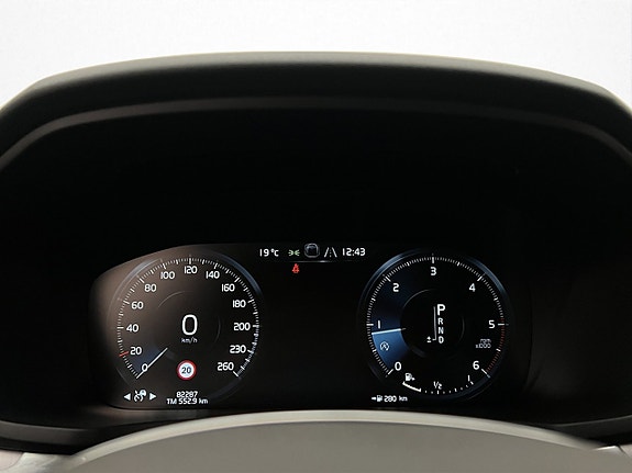 Volvo V60 15 of 30