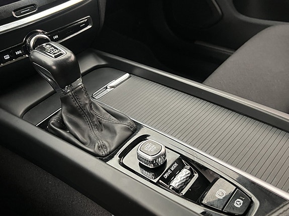 Volvo V60 23 of 30