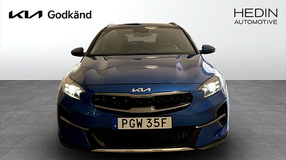 Kia XCeed 8 of 12
